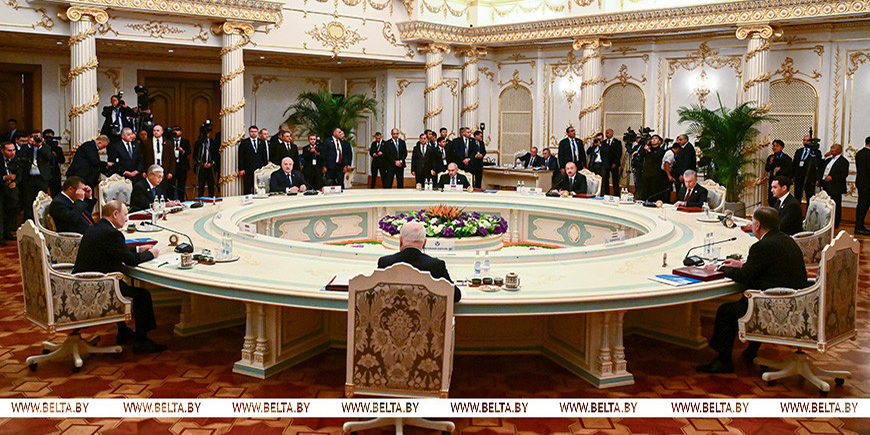 Лукашенко на саммите СНГ обозначил стратегические направления в деятельности Содружества